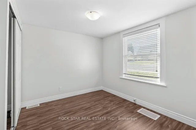 Additional property image - 937 Garth St
