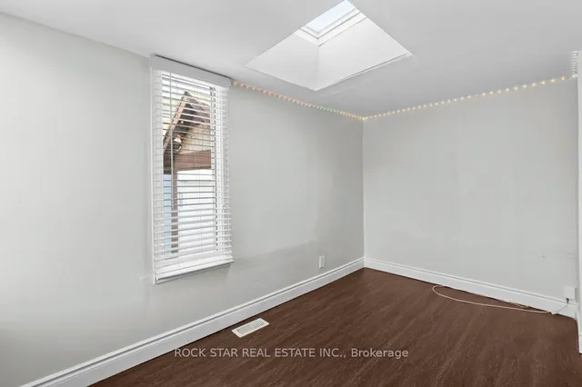 Additional property image - 937 Garth St
