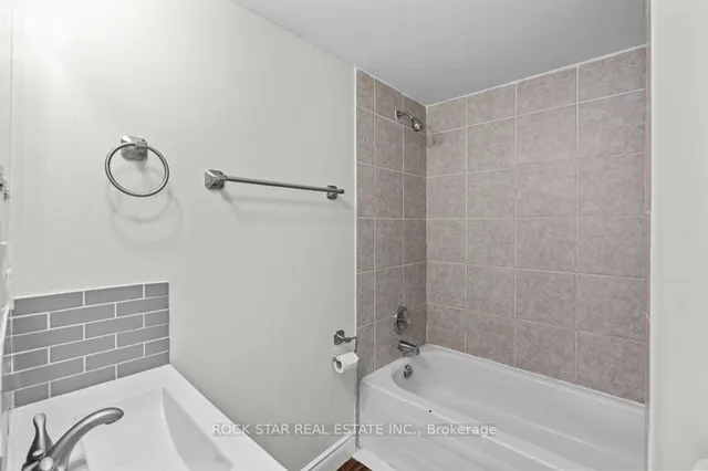Additional property image - 937 Garth St