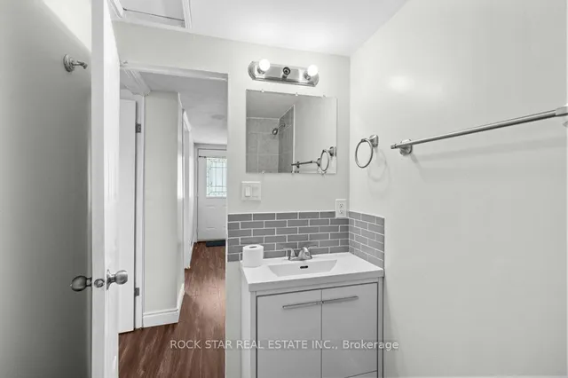 Additional property image - 937 Garth St