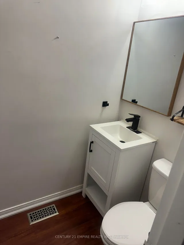 Additional property image - 11 Colmar Pl Unit 5