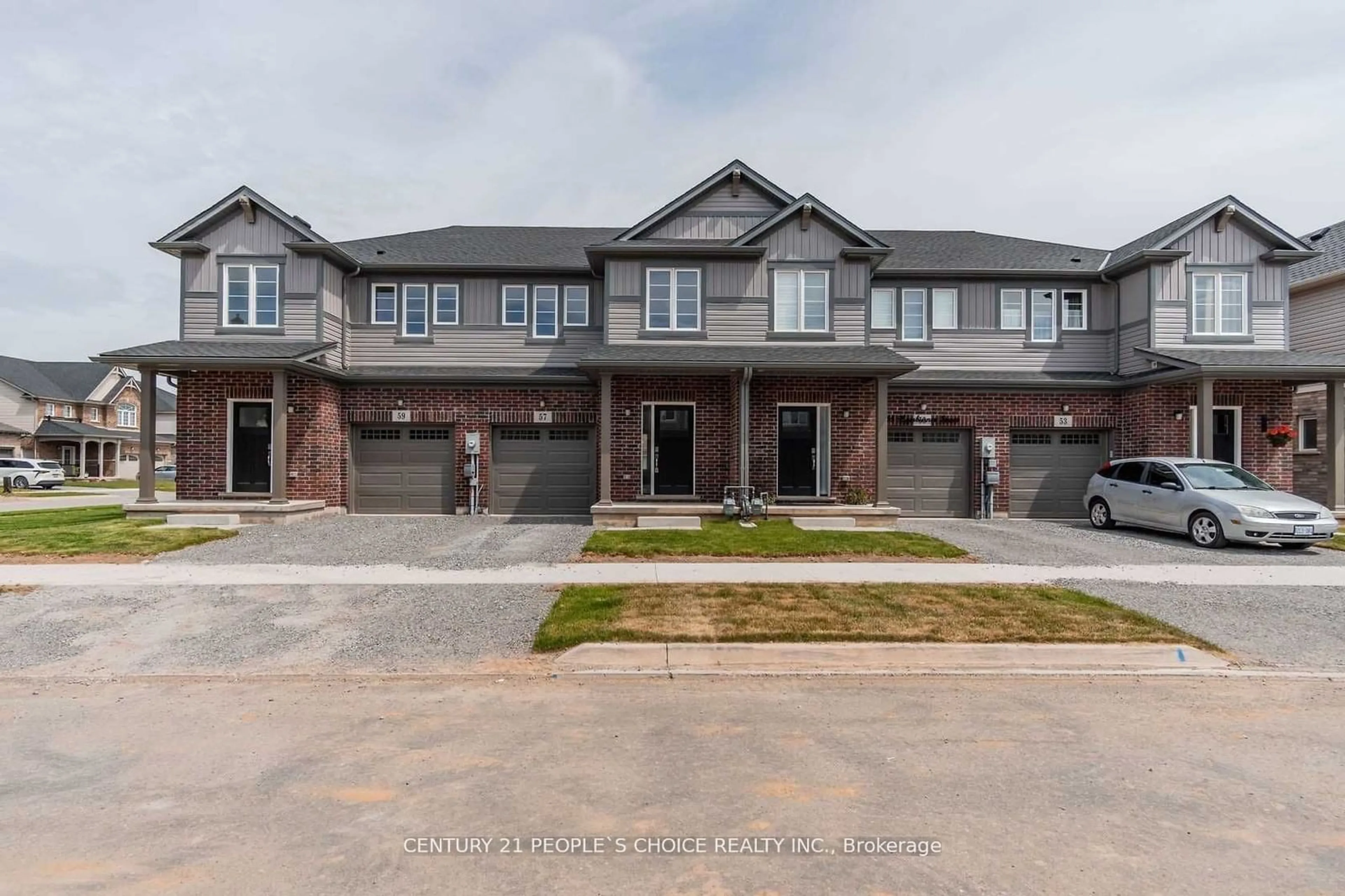 A pic from exterior of the house or condo, the street view for 57 Lymburner St, Pelham Ontario L0S 1E6