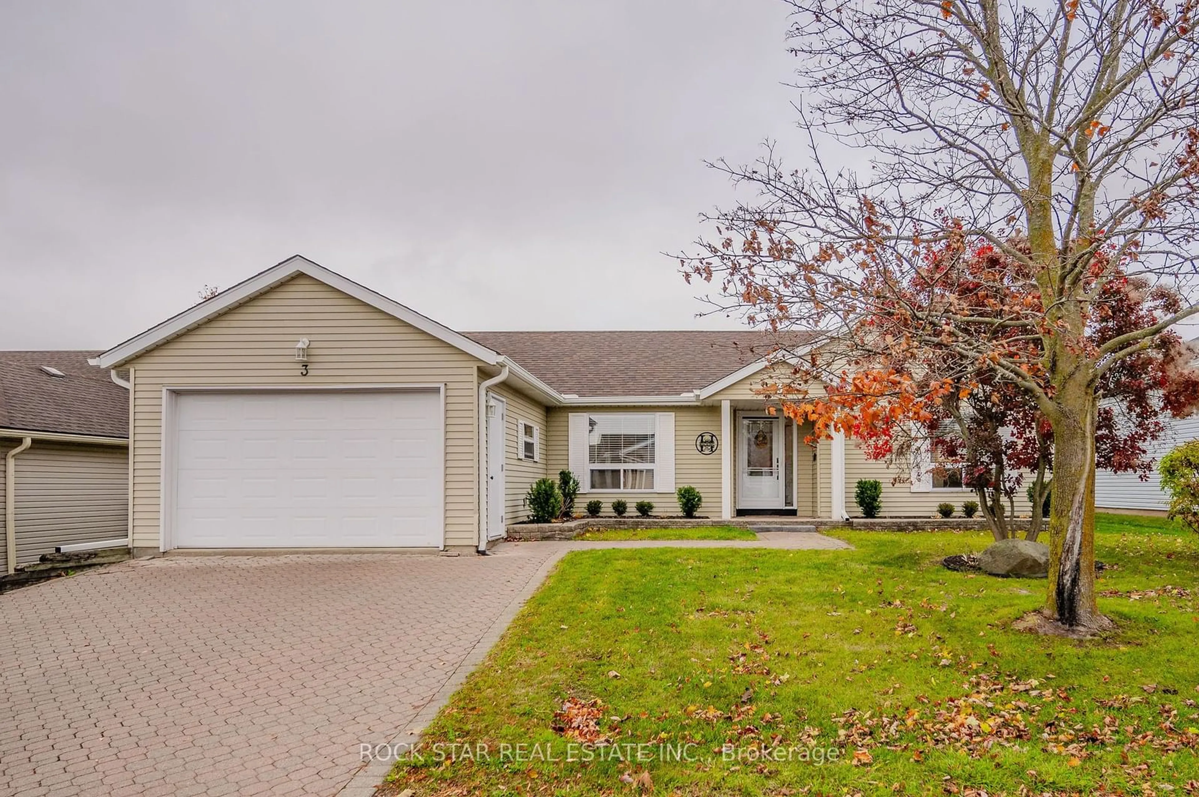 A pic from exterior of the house or condo, cottage for 3 Ridgebank Pl, Wilmot Ontario N3A 2G3