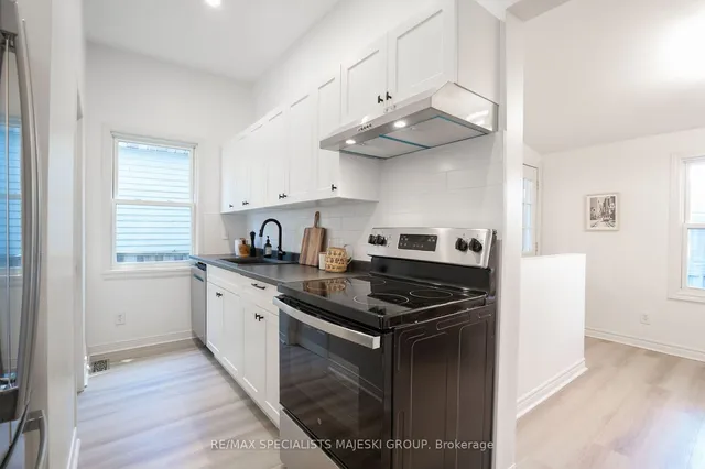 Additional property image - 180 Wood St