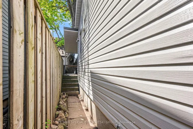 Additional property image - 180 Wood St