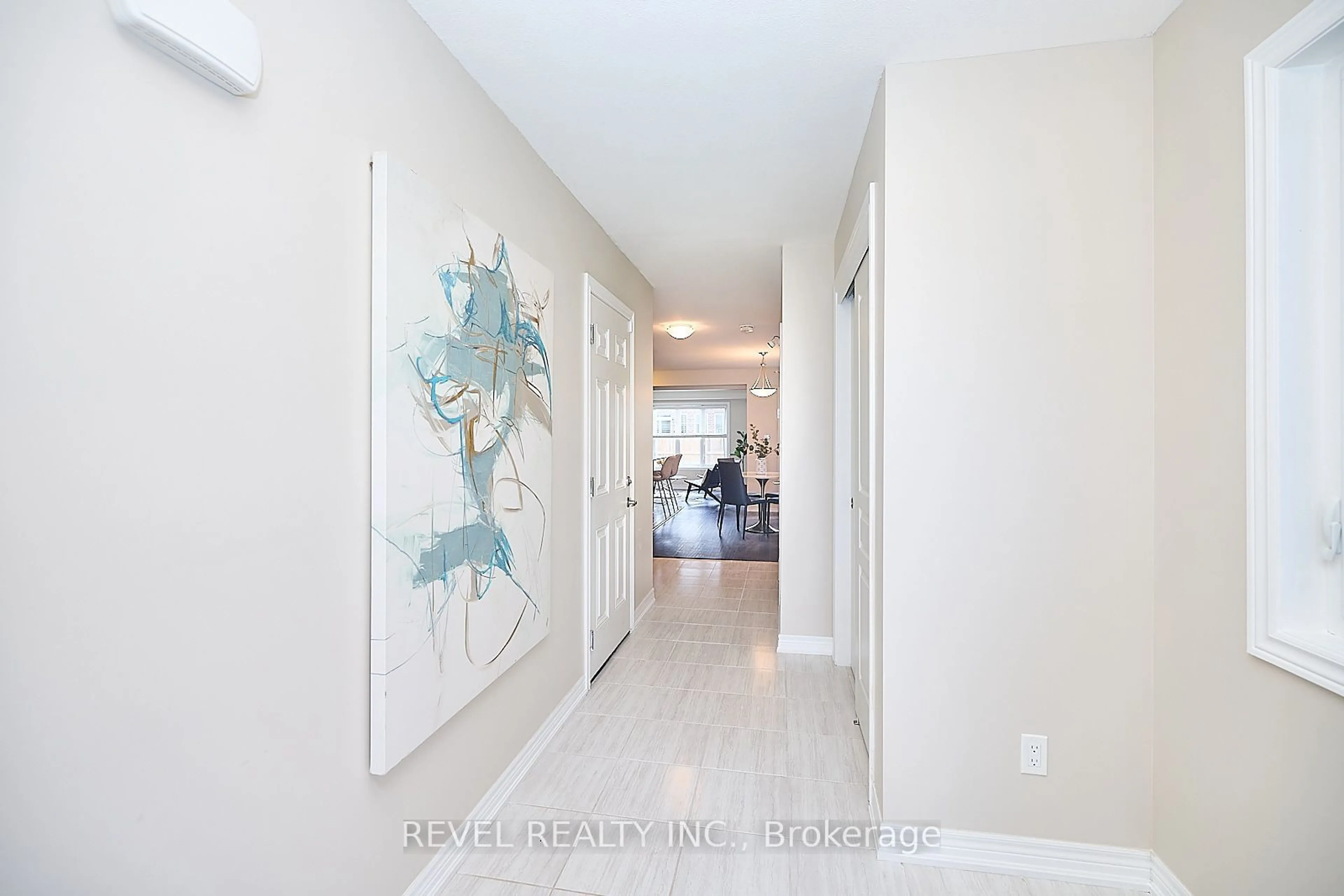 Indoor entryway, not visible floor for 4468 Shuttleworth Dr, Niagara Falls Ontario L2G 0X4