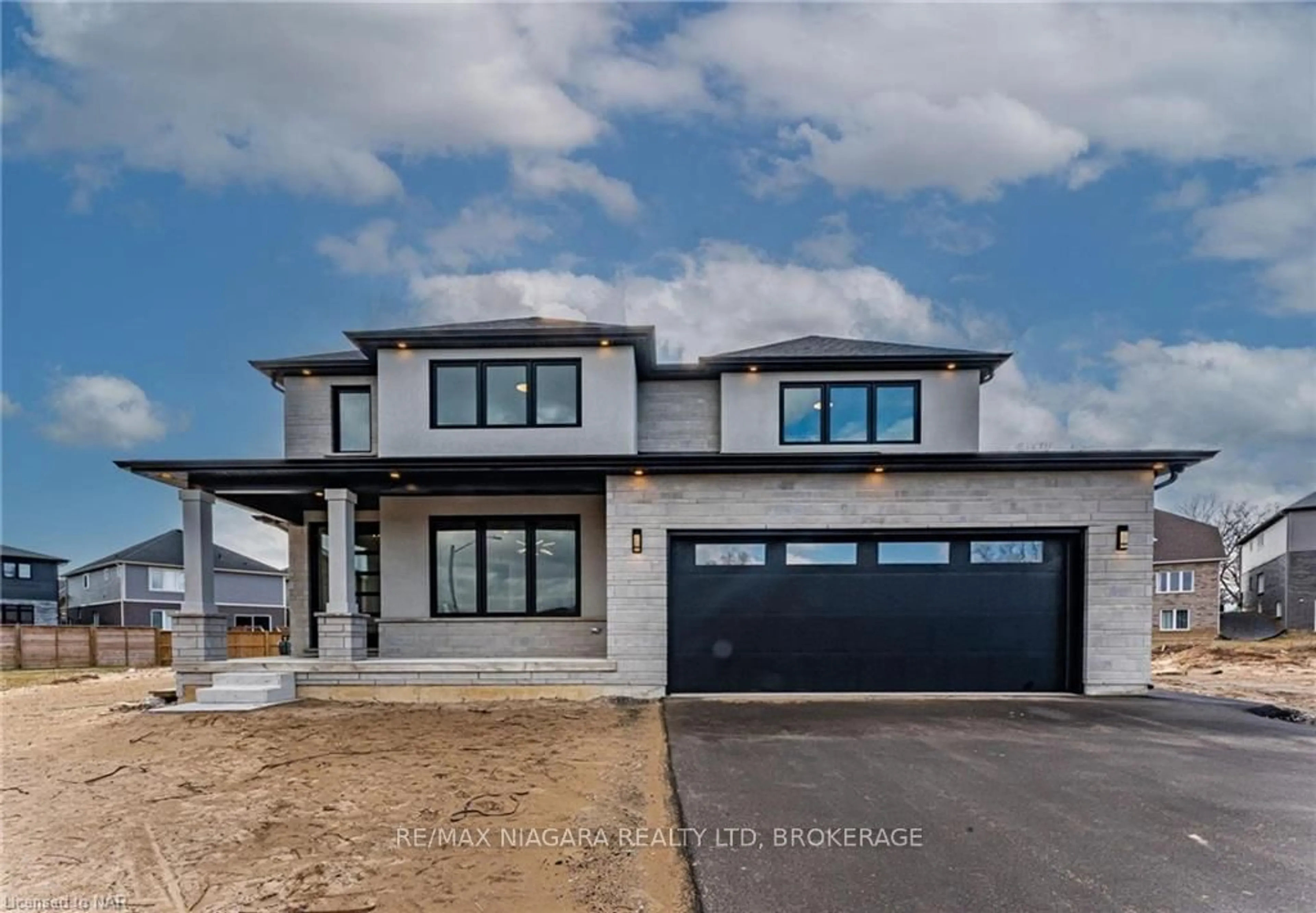 Frontside or backside of a home, mountain for LOT 4 CANADIANA Crt, Fort Erie Ontario L0S 1S0