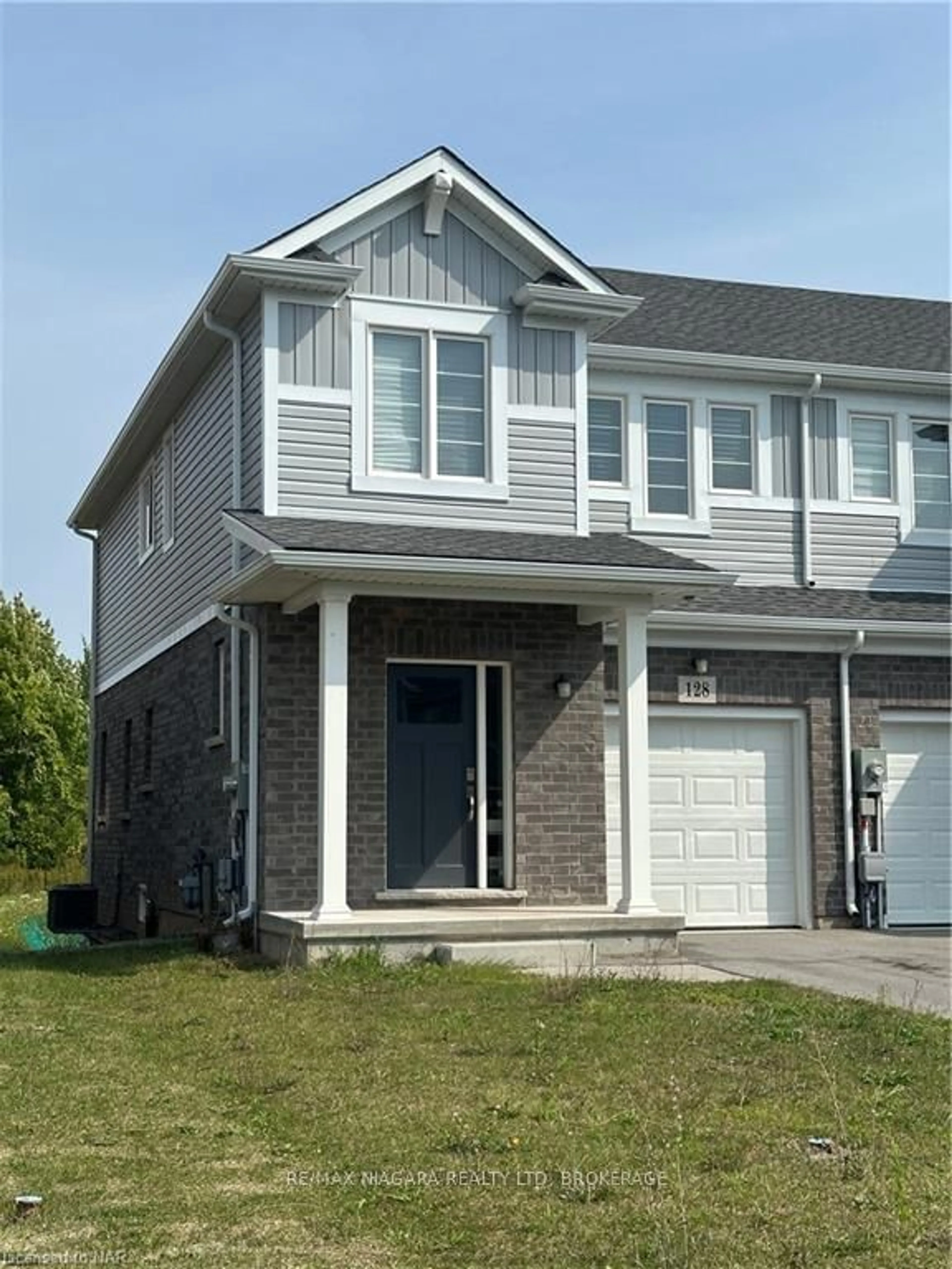 A pic from exterior of the house or condo, cottage for 128 SUNFLOWER Pl, Welland Ontario L3C 0H9