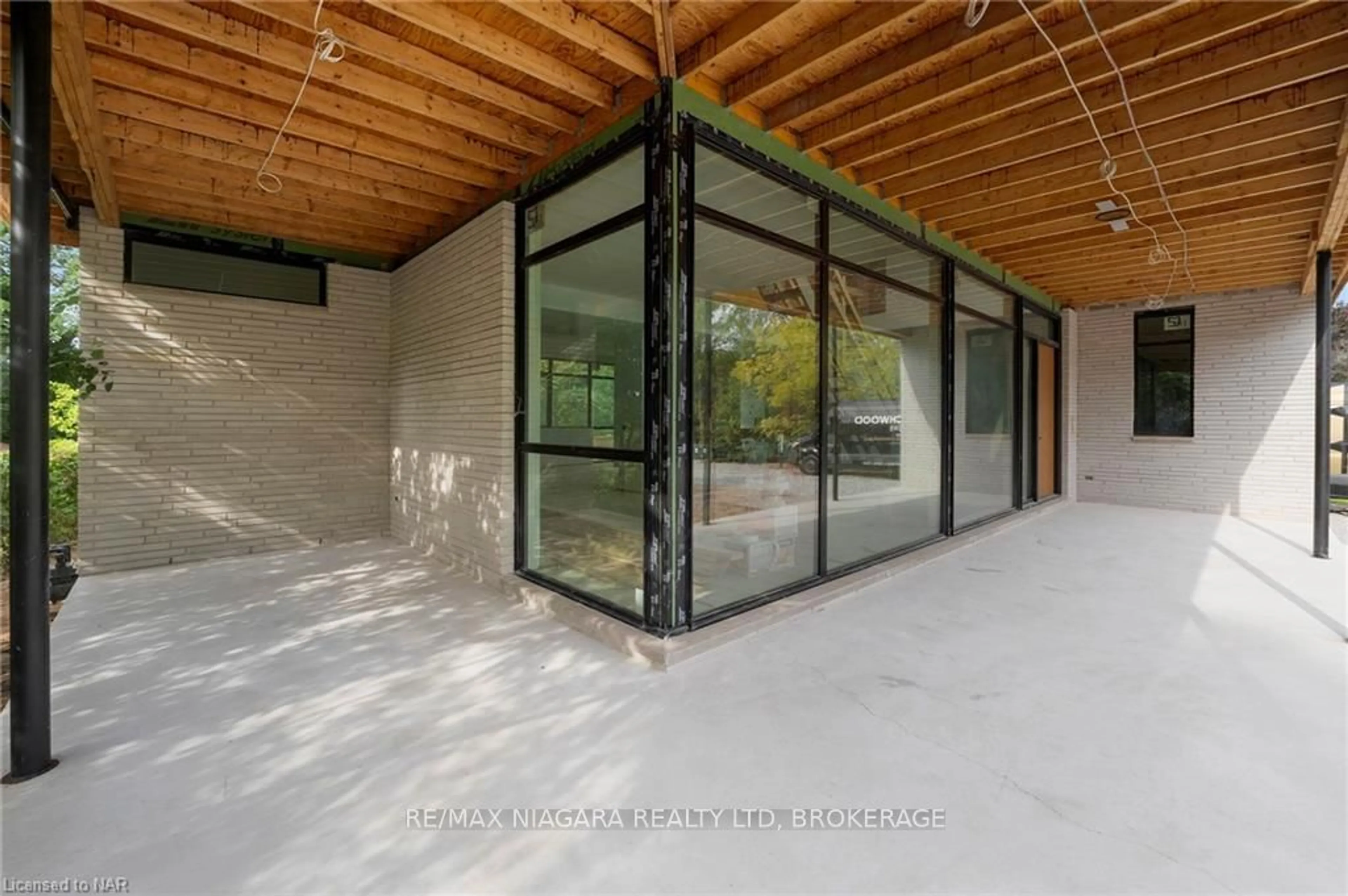 Other indoor space, cement floor for 8 KENT St, Niagara-on-the-Lake Ontario L0S 1L0