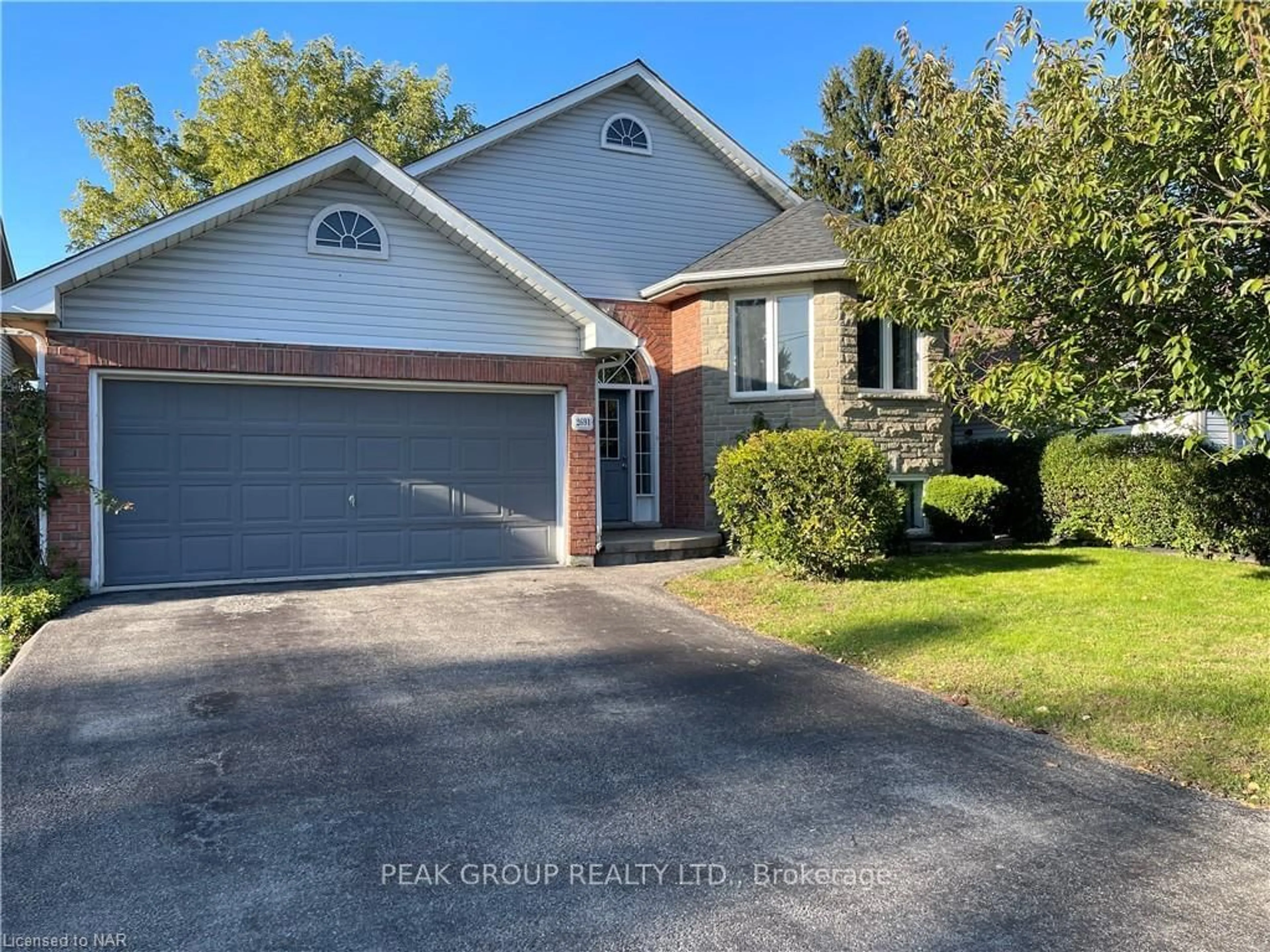 Frontside or backside of a home, cottage for 2691 PORTAGE Rd, Niagara Falls Ontario L2J 4J9