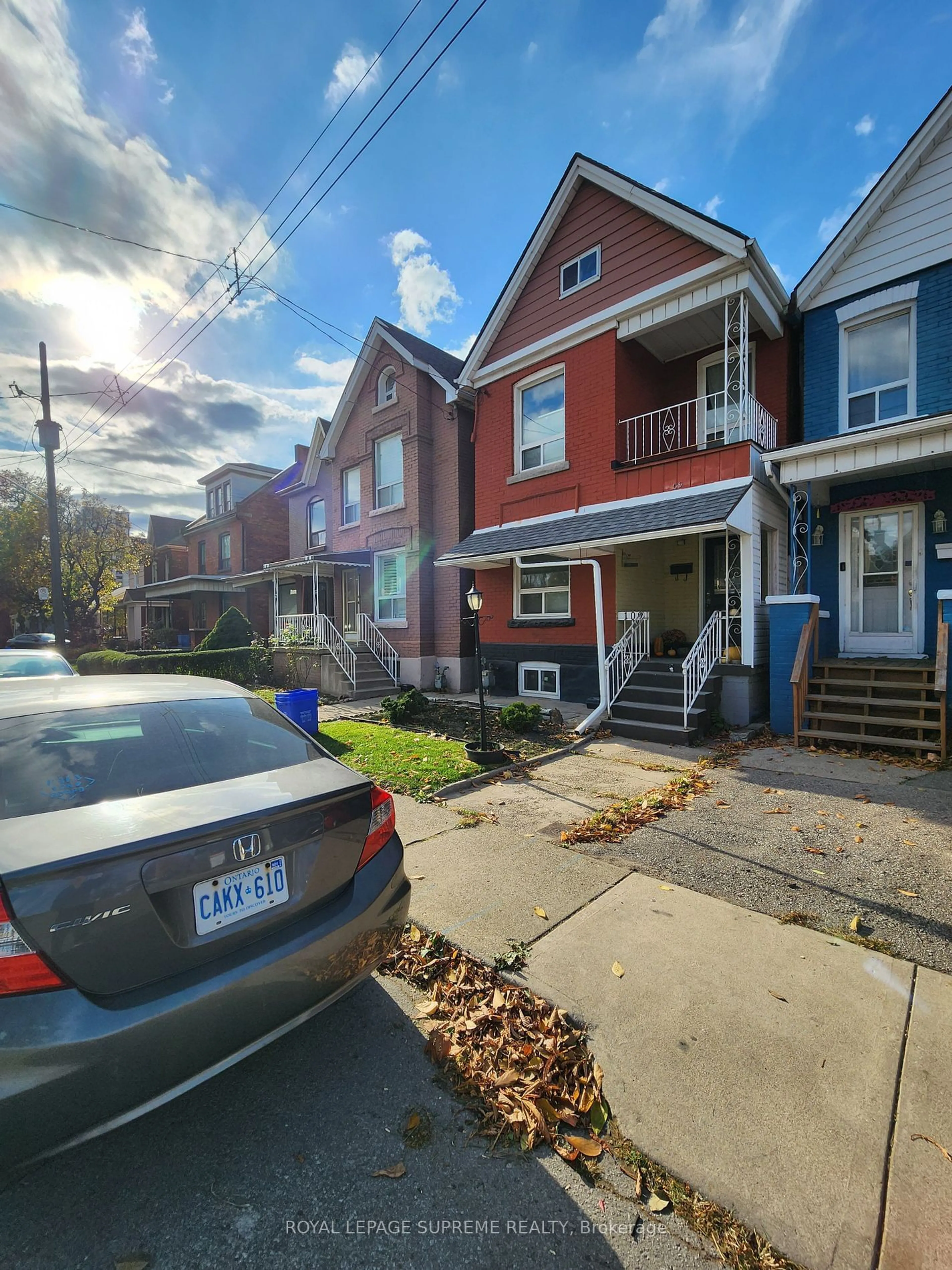 A pic from exterior of the house or condo, the street view for 109 Tisdale St, Hamilton Ontario L8L 5M5