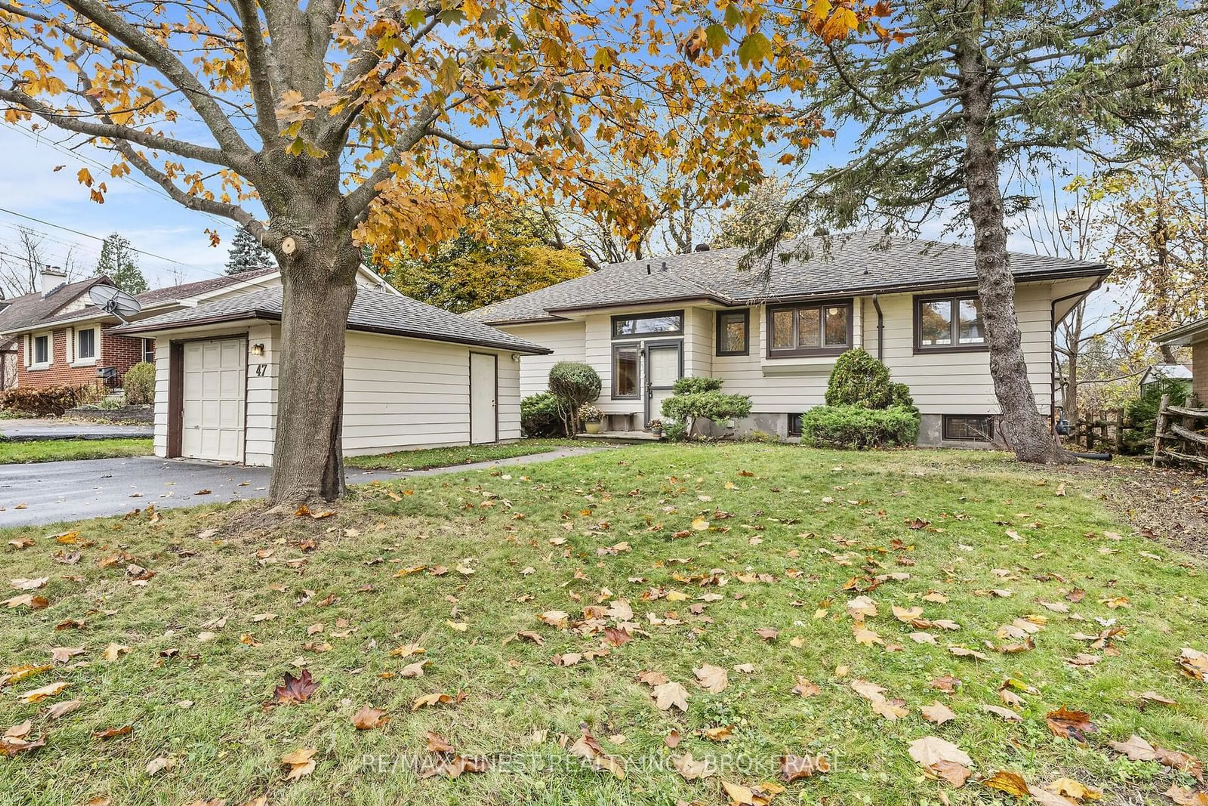 A pic from exterior of the house or condo, the street view for 47 Jorene Dr, Kingston Ontario K7M 3X5