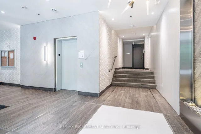 Additional property image - 467 Charlton Ave Unit 101