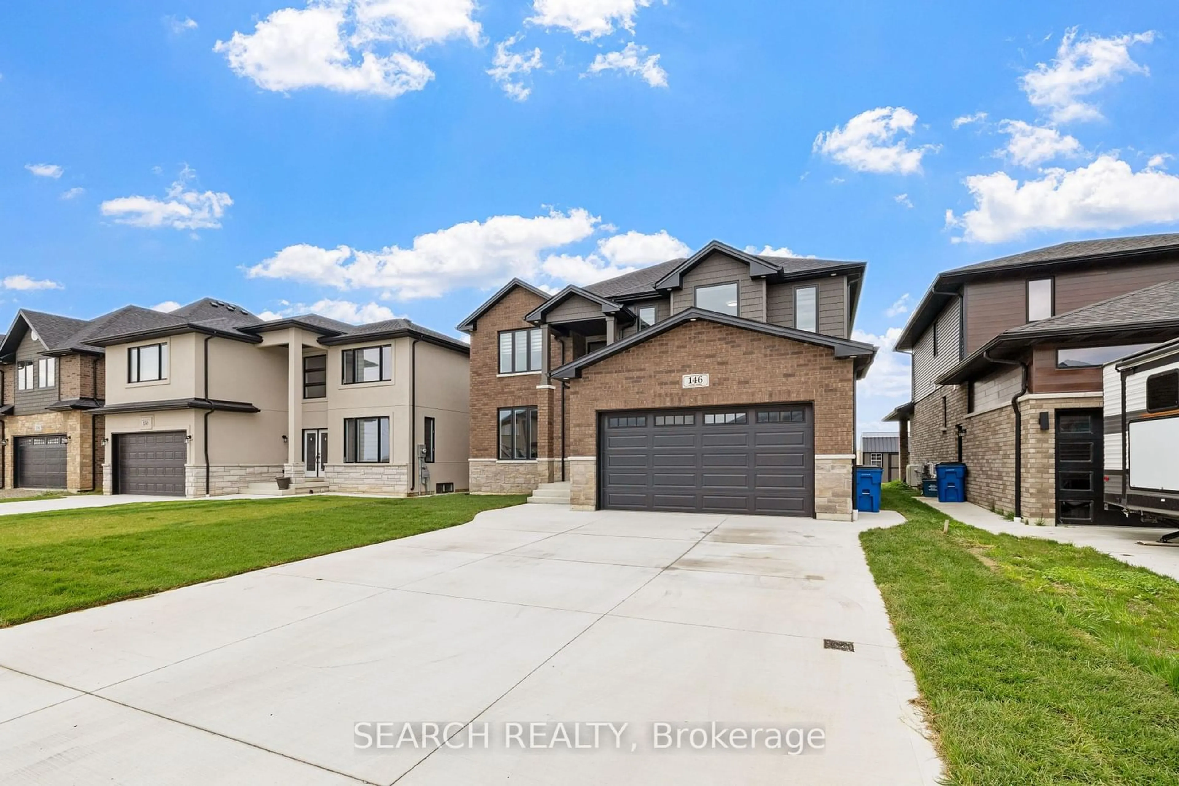 Frontside or backside of a home, the street view for 146 Tuscany Tr, Chatham-Kent Ontario N7M 0R9