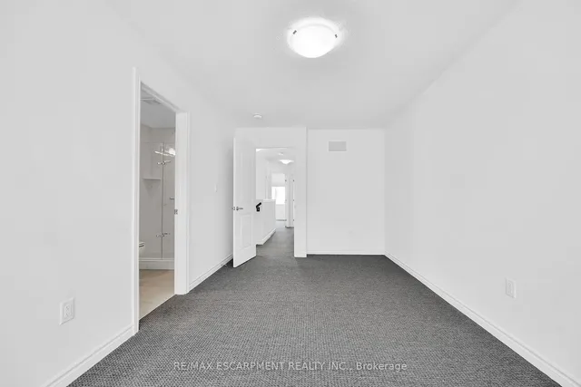 Additional property image - 61 Soho St Unit 42