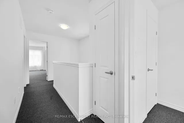 Additional property image - 61 Soho St Unit 42
