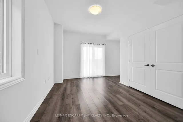 Additional property image - 61 Soho St Unit 42