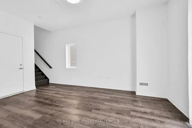Additional property image - 61 Soho St Unit 42
