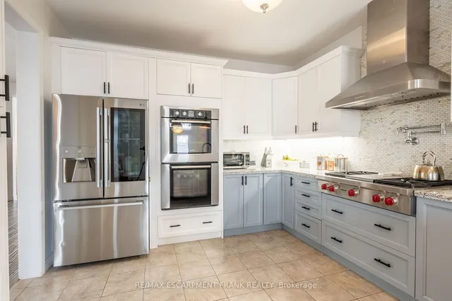 Additional property image - 19 HAZELTON Ave