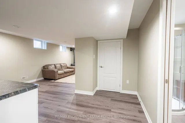 Additional property image - 19 HAZELTON Ave
