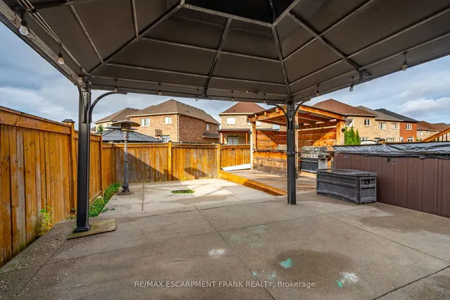 Additional property image - 19 HAZELTON Ave