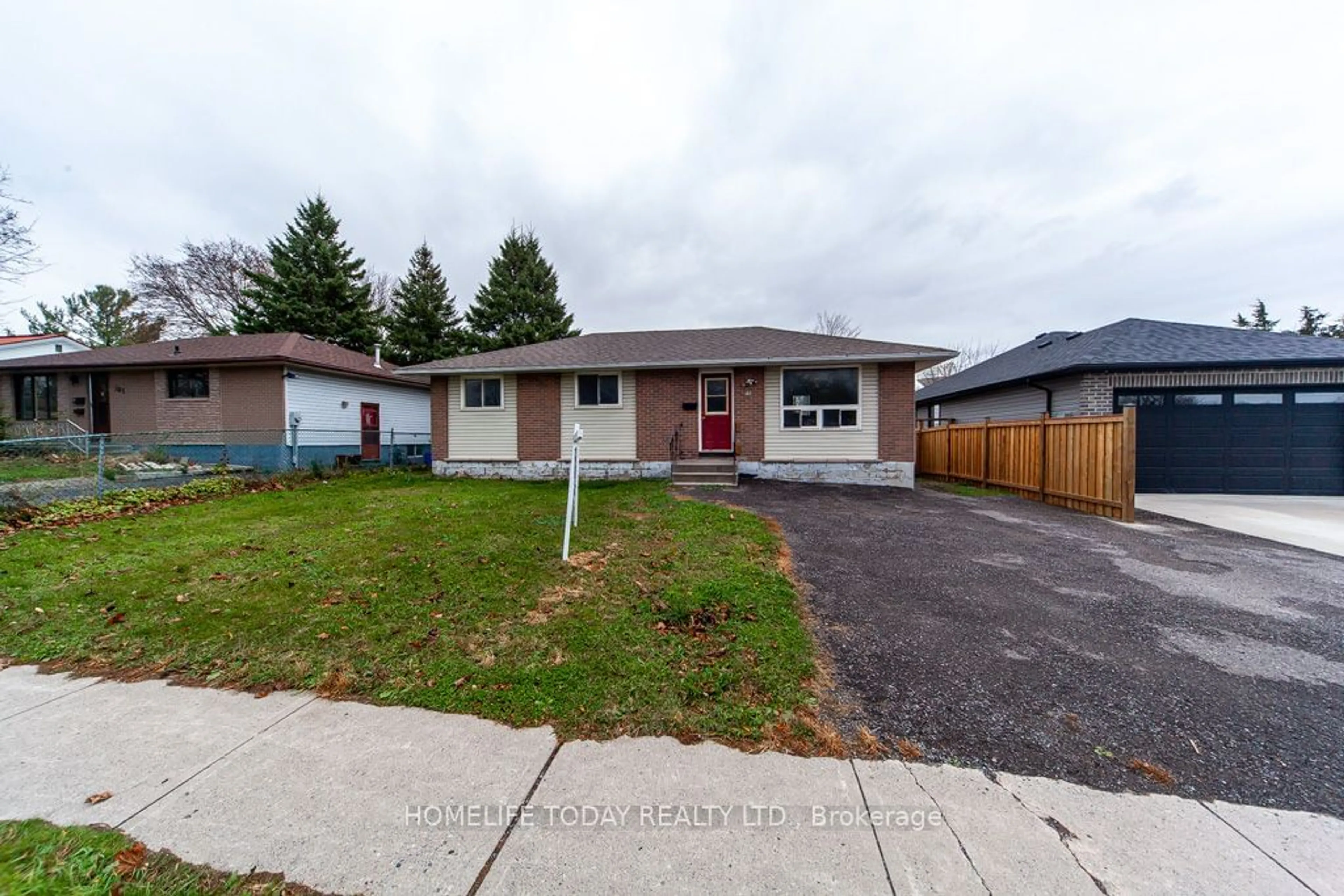 Frontside or backside of a home, the street view for 199 Reid St, Quinte West Ontario K8V 5W4