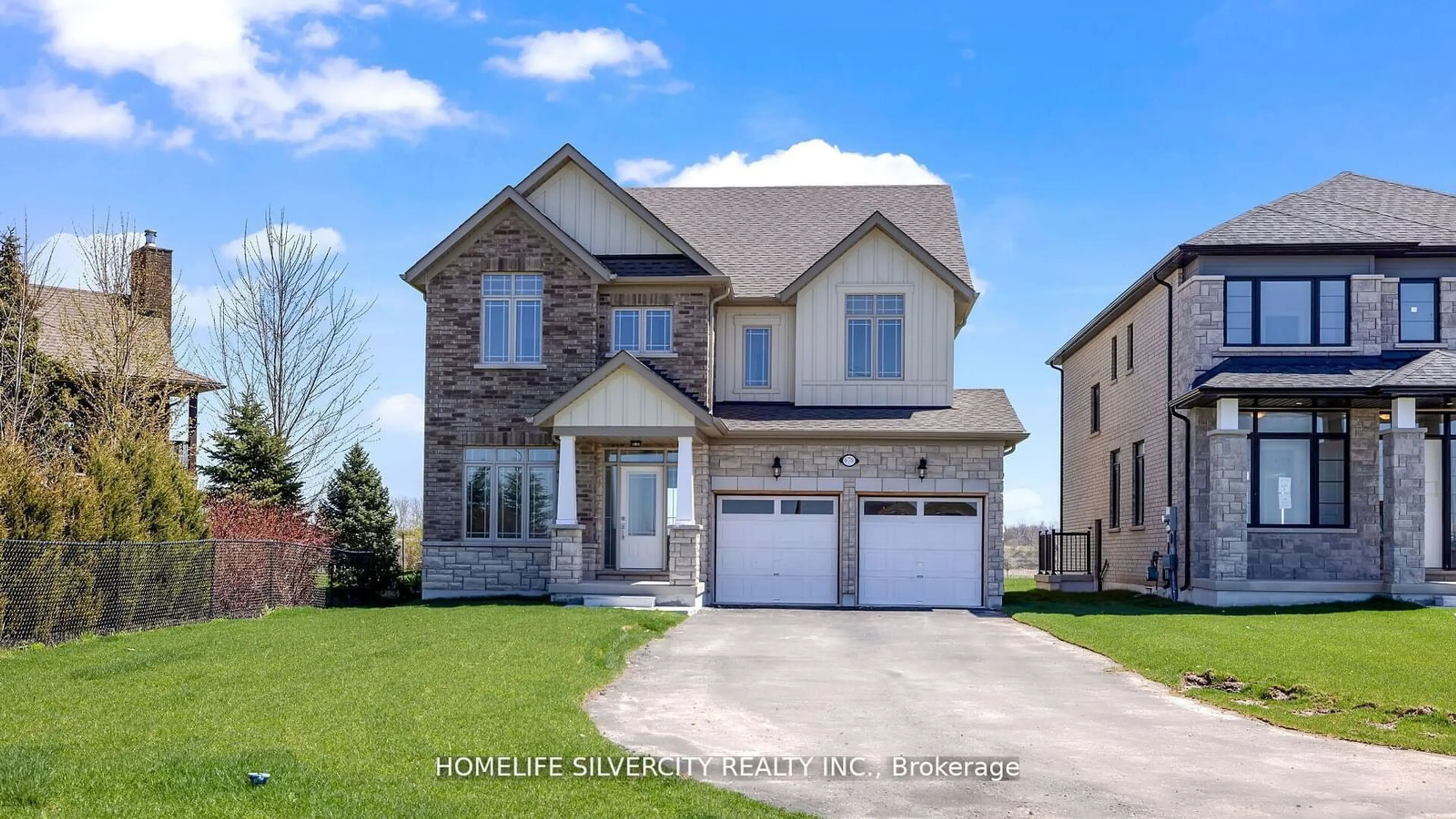 Frontside or backside of a home, the street view for 678 Daimler Pkwy, Welland Ontario L3B 6H9