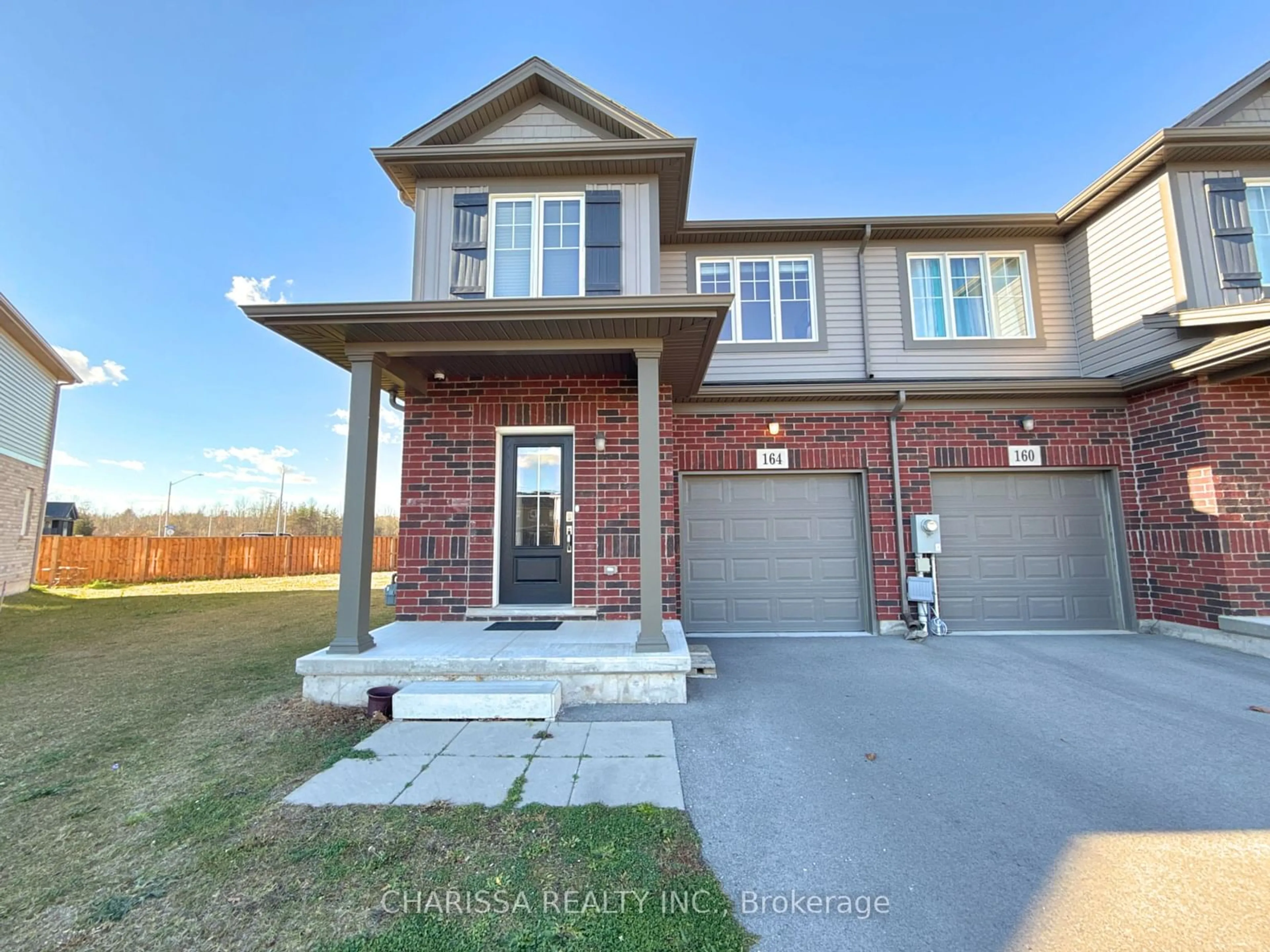 Frontside or backside of a home, the street view for 164 Sunflower Pl, Welland Ontario L3B 5N8