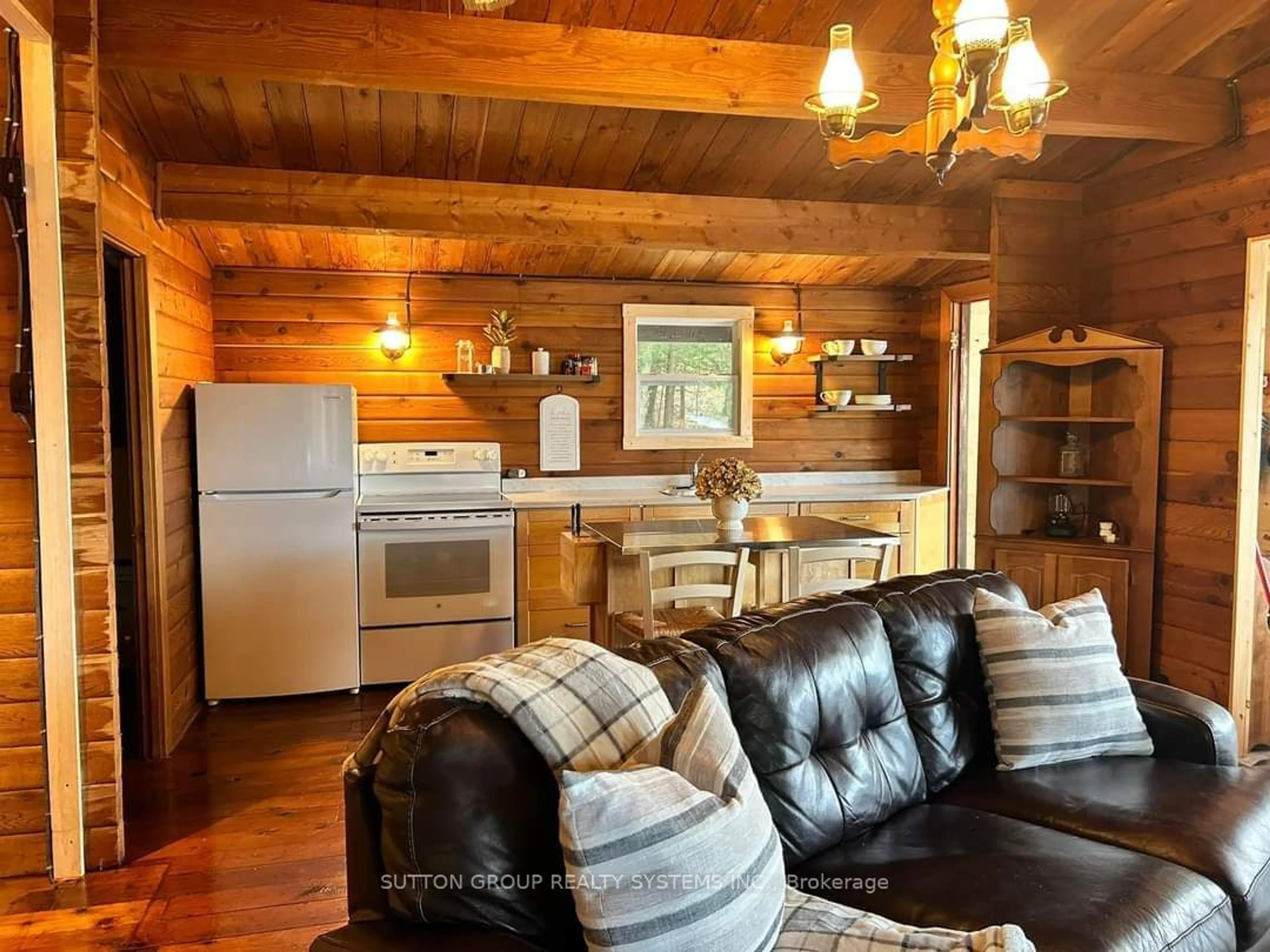 Rustic kitchen, wood floors, cottage for 397 Healey Lake Water, The Archipelago Ontario P0T 1E0