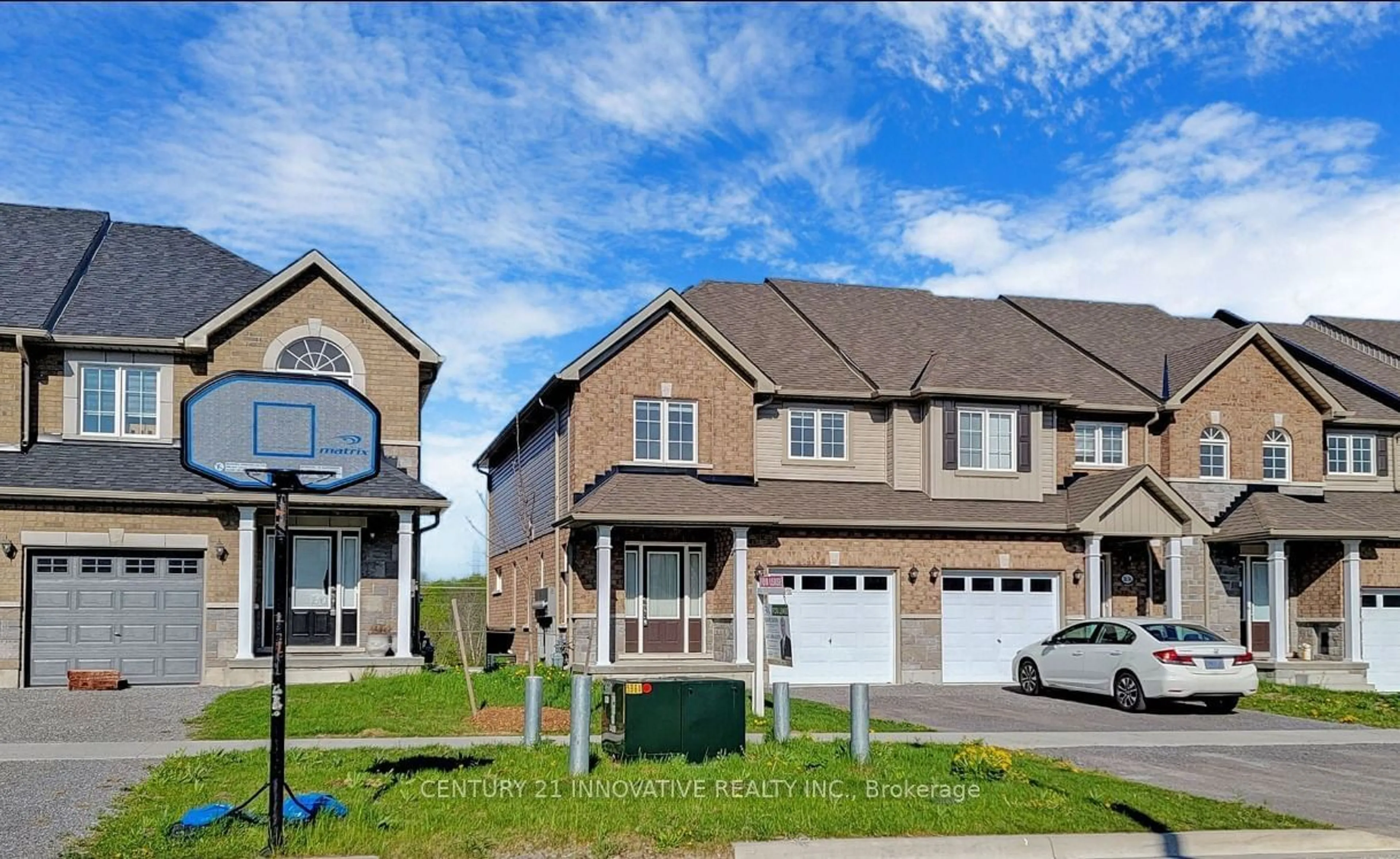 A pic from exterior of the house or condo, the street view for 1634 Hetherington Dr, Peterborough Ontario K9L 1Y7