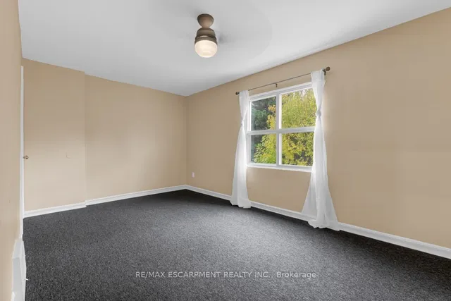 Additional property image - 34 SUMACH St