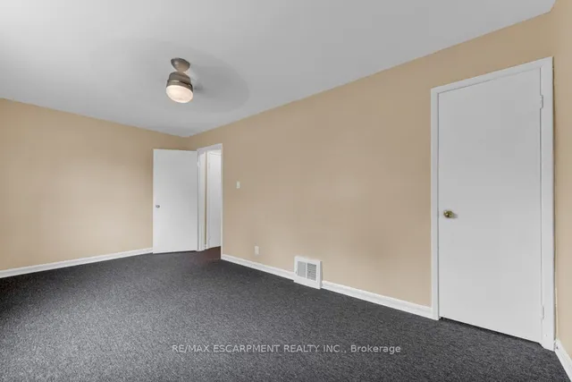 Additional property image - 34 SUMACH St