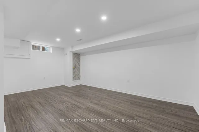 Additional property image - 34 SUMACH St