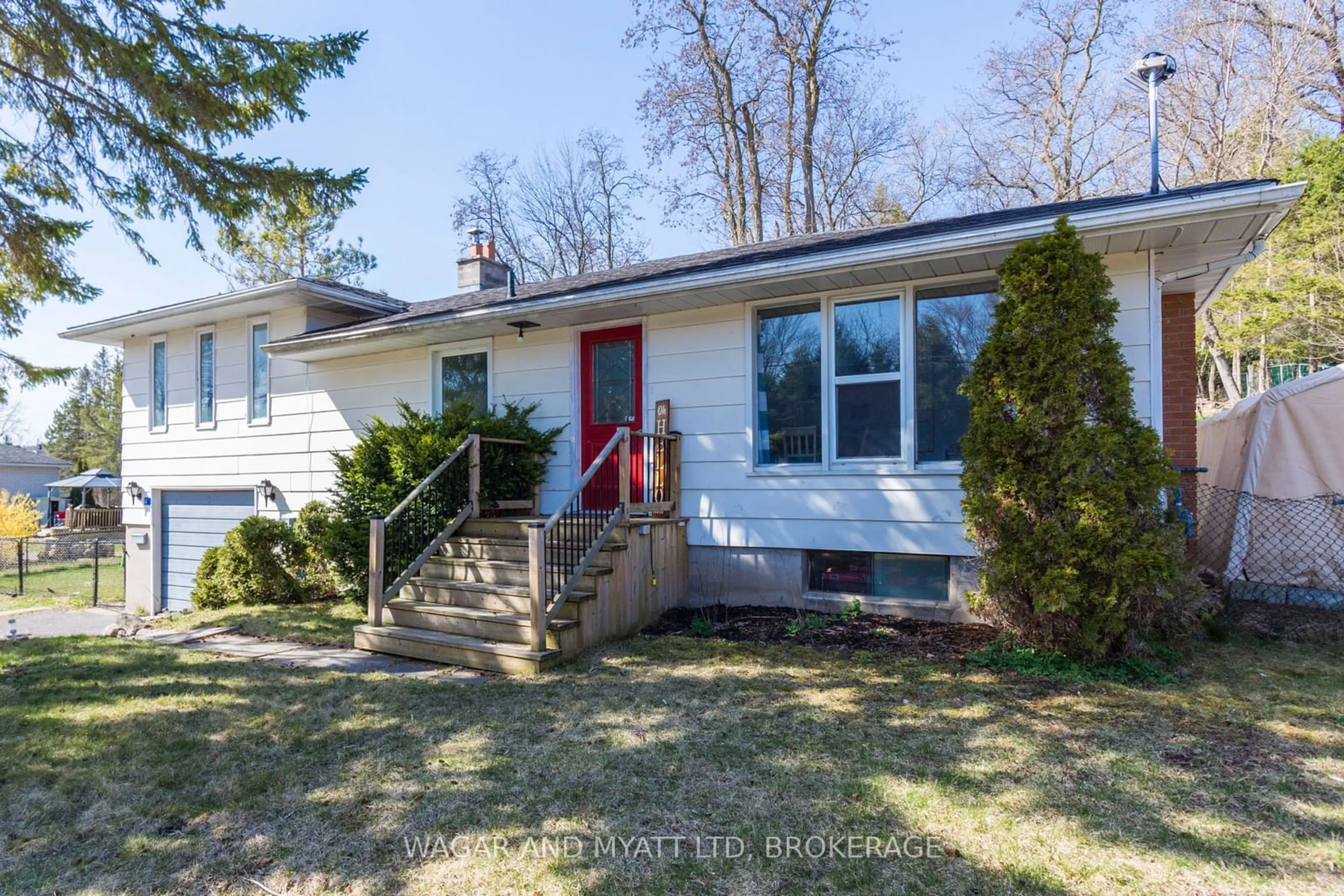 Frontside or backside of a home, cottage for 14 South Park St, Quinte West Ontario K0K 2C0