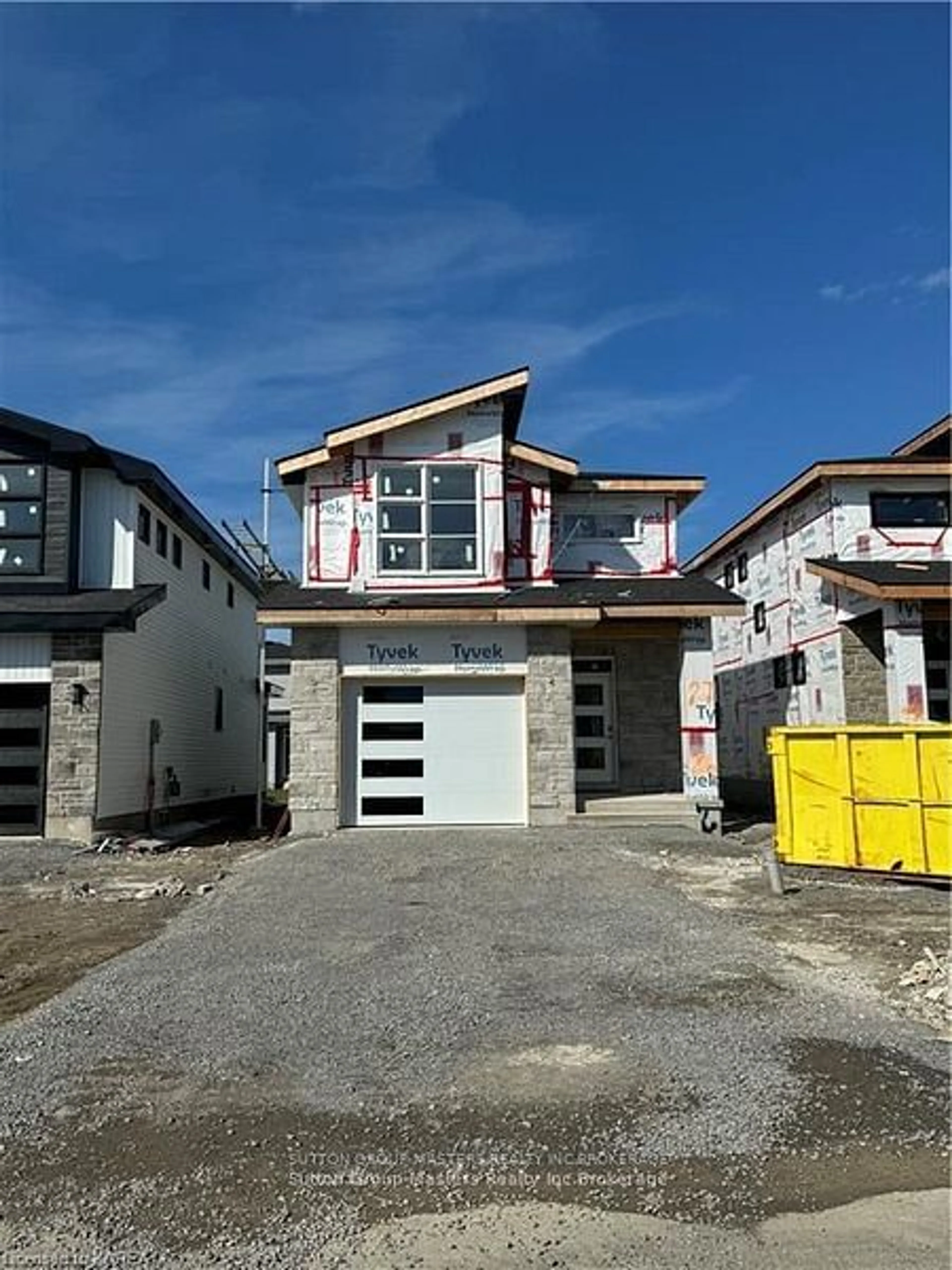 Frontside or backside of a home, the street view for 208 SUPERIOR Dr, Loyalist Ontario K7N 0E5