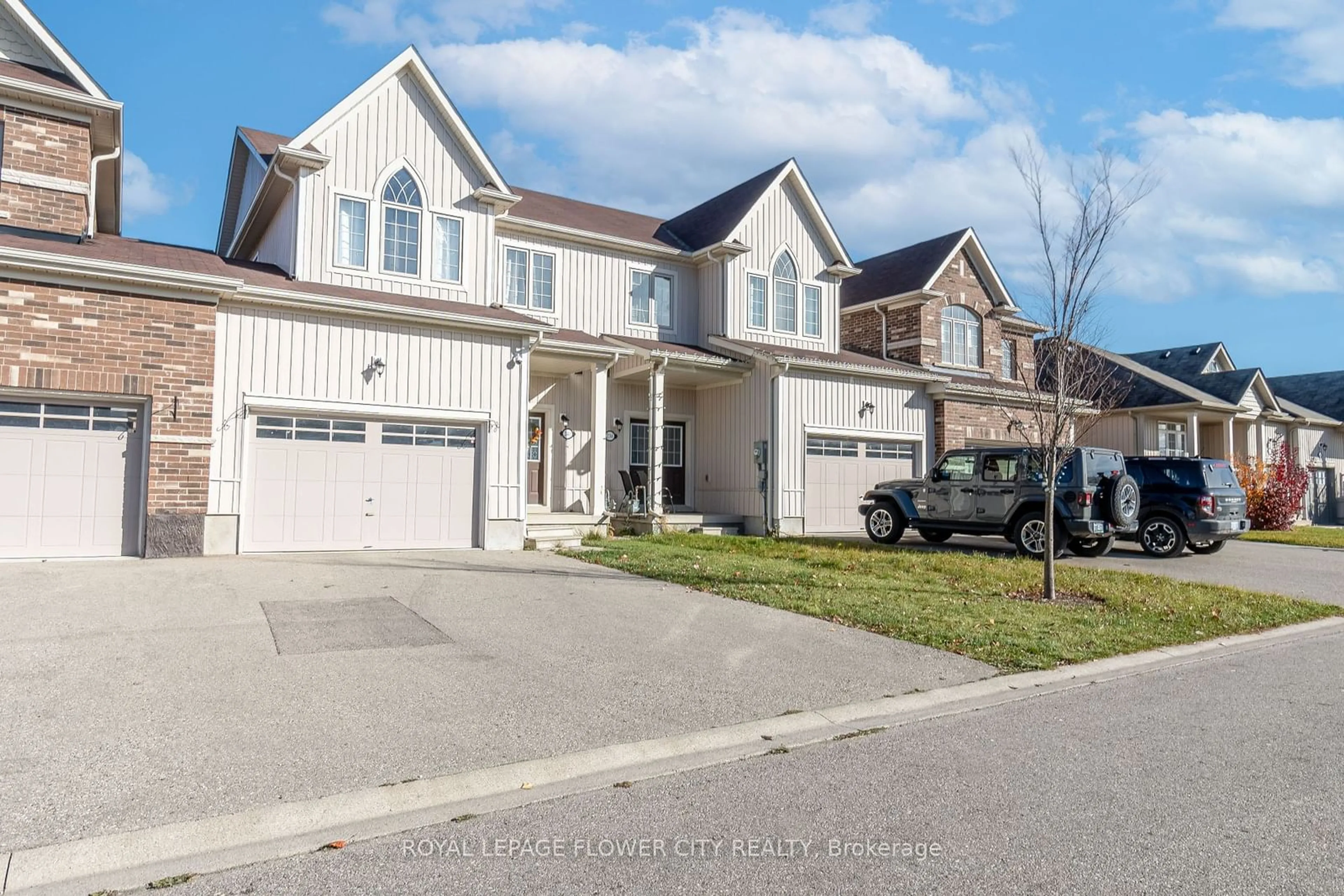 Frontside or backside of a home, the street view for 240 Palmer Lane, Woodstock Ontario N4T 0G5