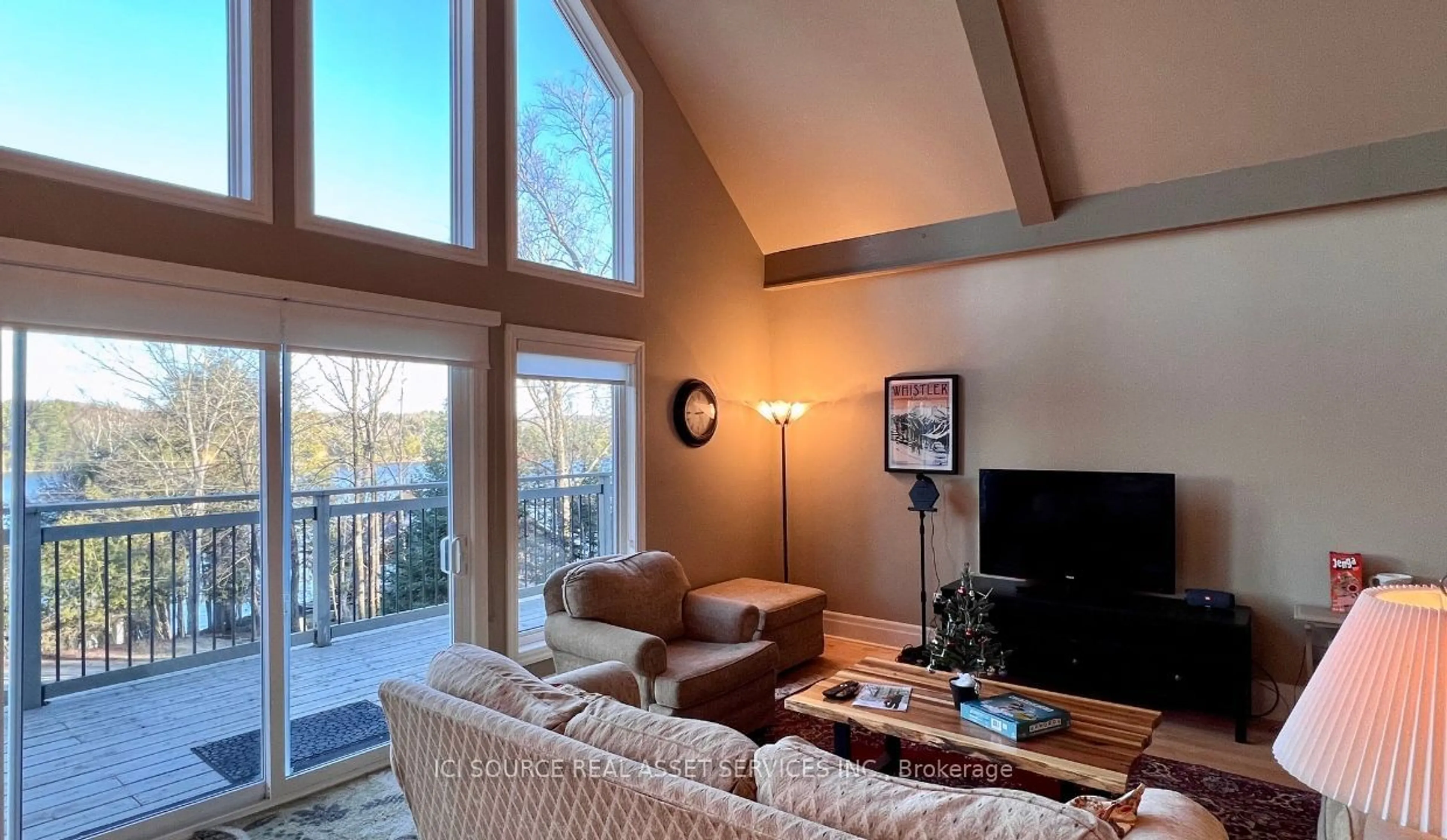 Living room, wood floors for 1311 Wonderland Rd, Dysart et al Ontario K0M 1S0