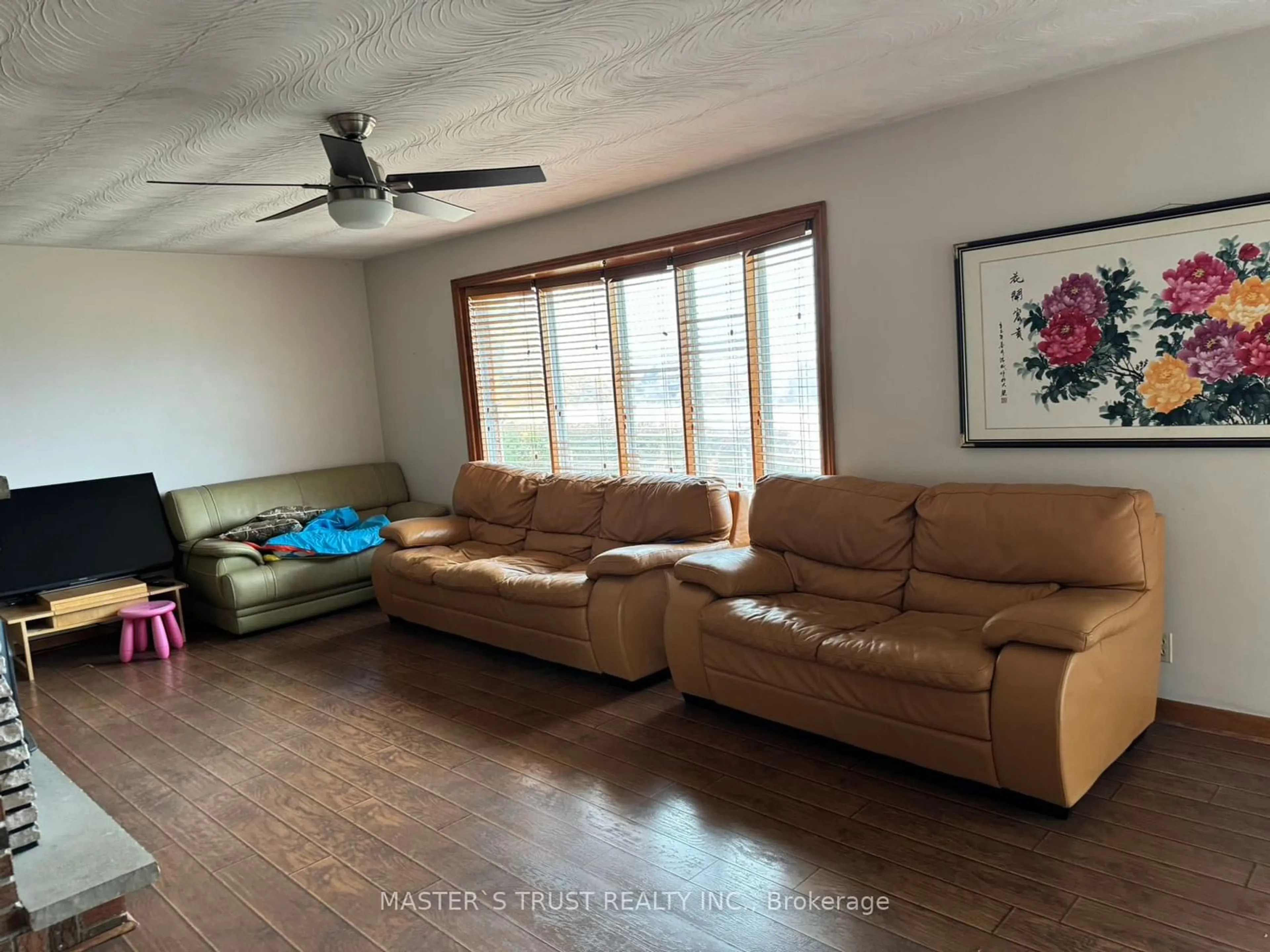 A pic of a room, wood floors for 9722 Corkery Rd, Hamilton Township Ontario K0K 2H0