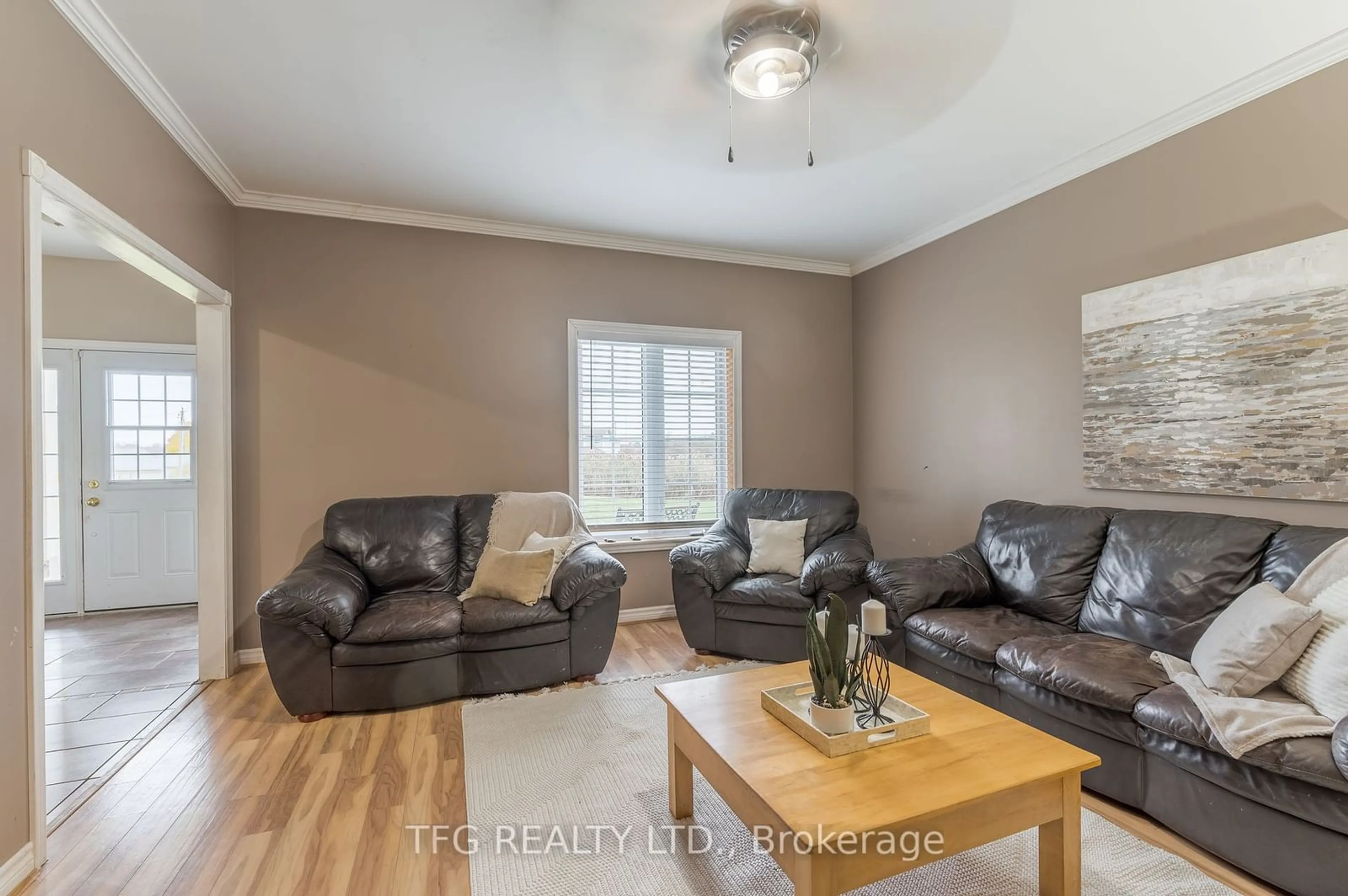 Living room, wood floors for 751 Wicklow Rd, Alnwick/Haldimand Ontario K0K 2G0