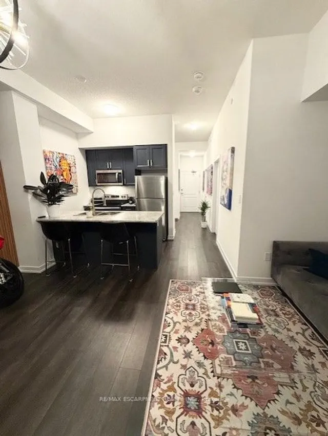 Additional property image - 470 DUNDAS St Unit 102