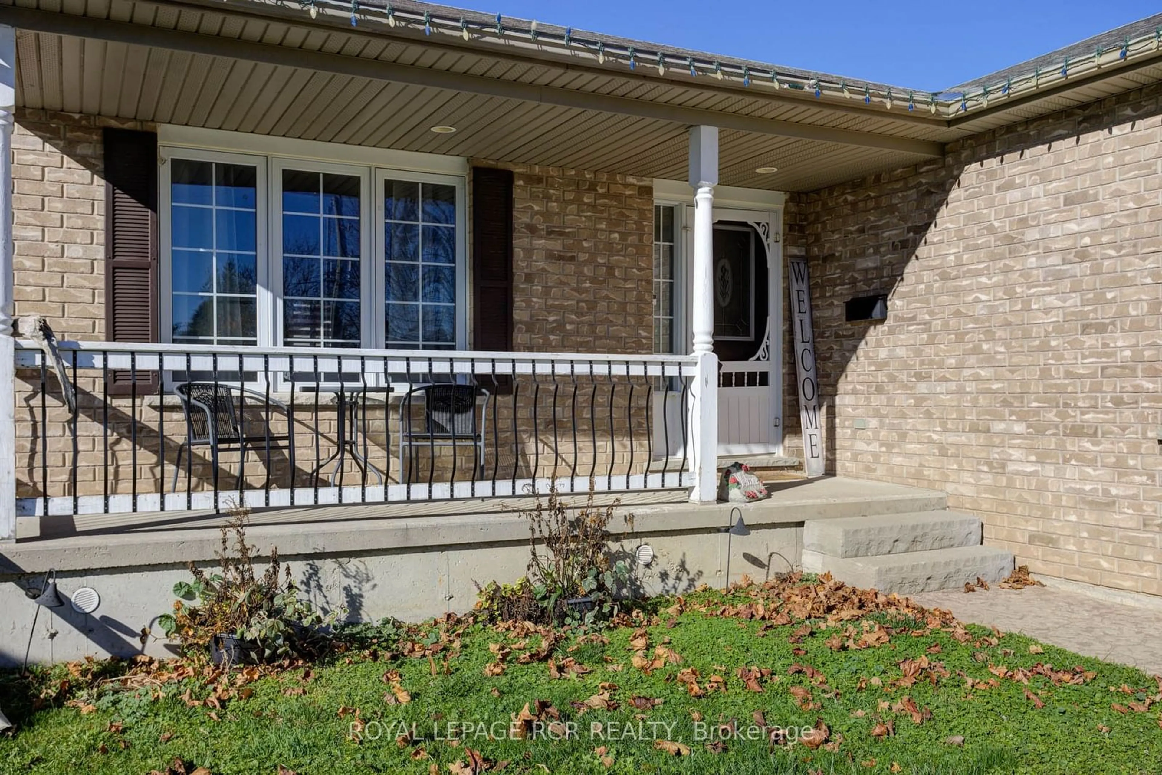 Frontside or backside of a home, cottage for 44 Geddes St, Minto Ontario N0G 1M0