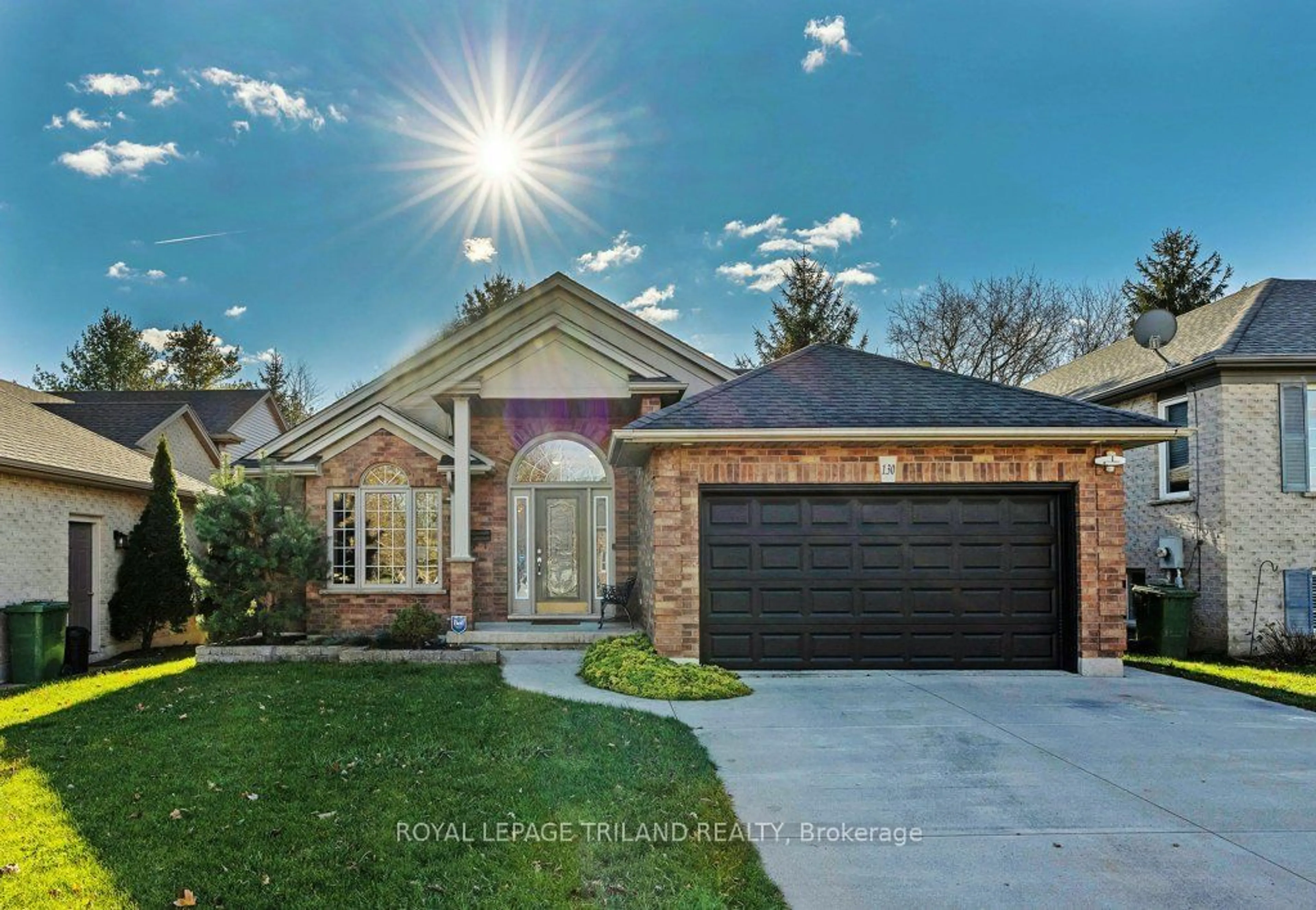 Home with brick exterior material for 130 Axford Pkwy, St. Thomas Ontario N5R 6J4