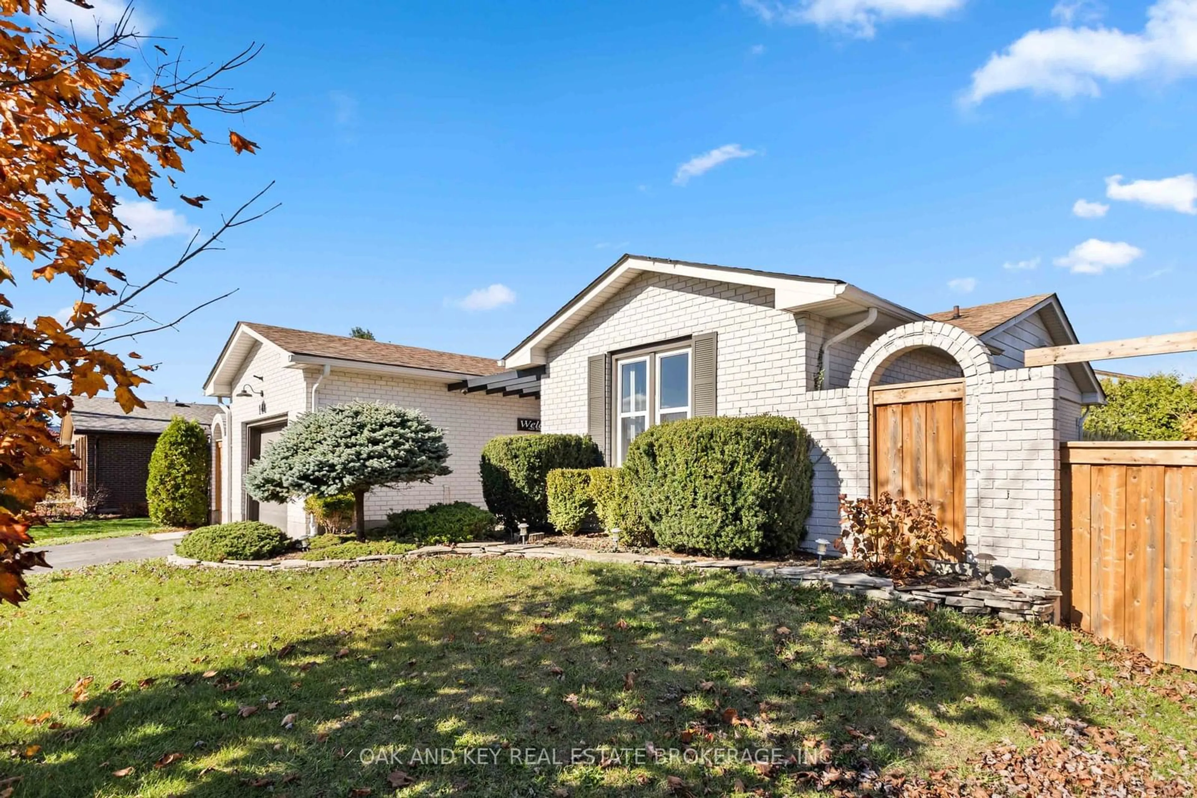 Frontside or backside of a home, the street view for 146 BYRON Ave, Thames Centre Ontario N0L 1G3