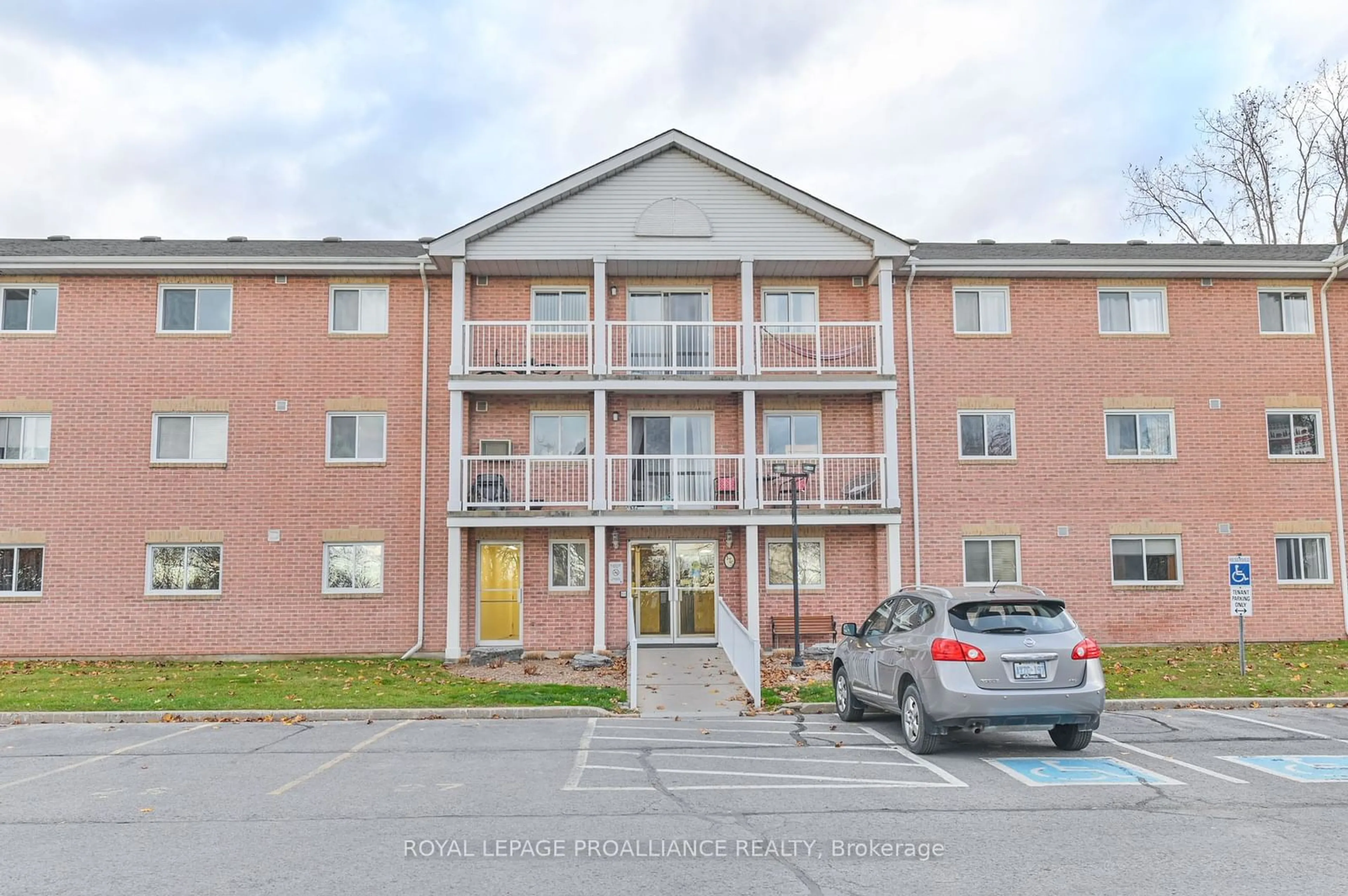 A pic from exterior of the house or condo, the front or back of building for 175 Haig Rd #213, Belleville Ontario K8N 5R7