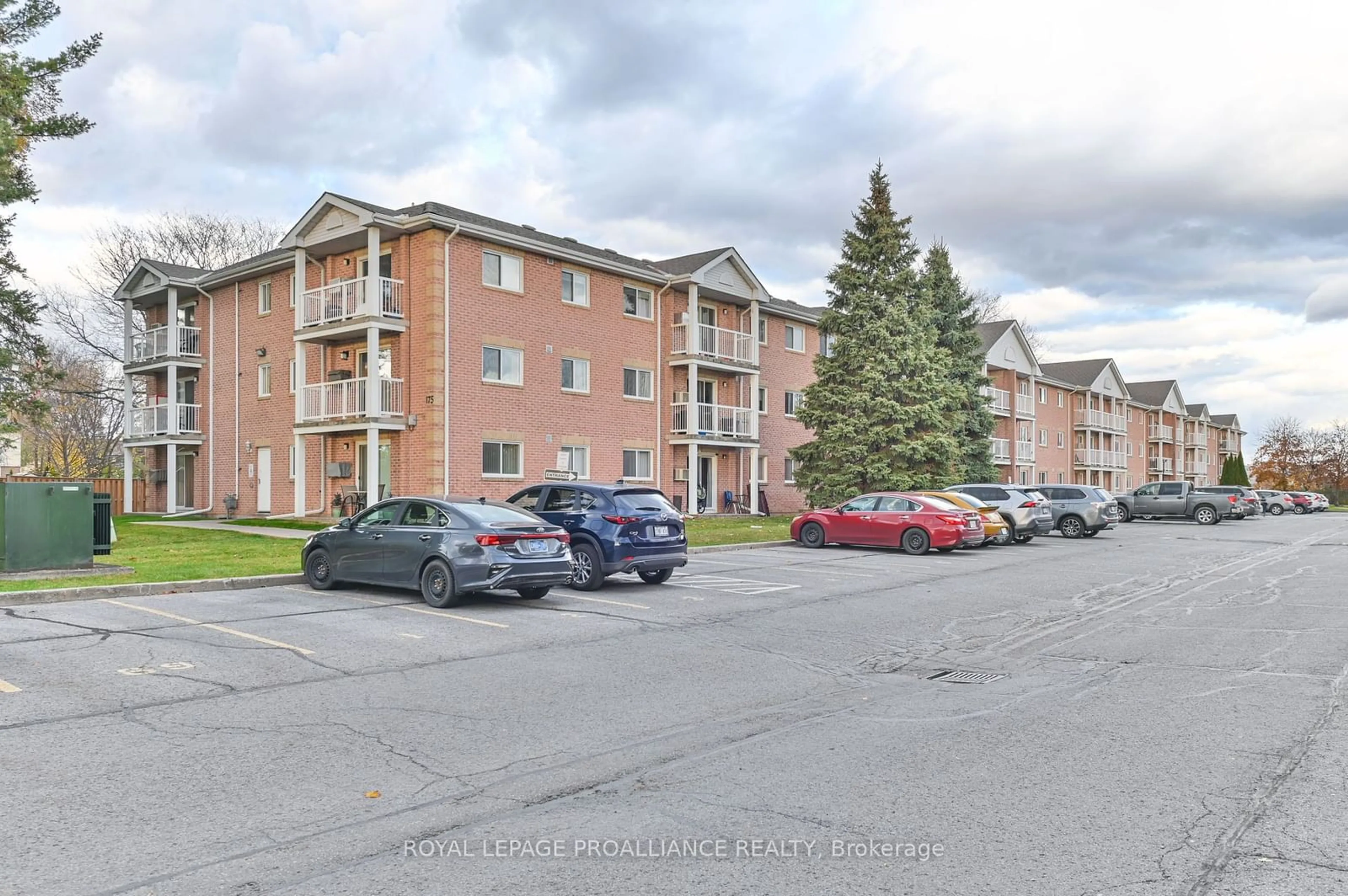 A pic from exterior of the house or condo, the front or back of building for 175 Haig Rd #213, Belleville Ontario K8N 5R7