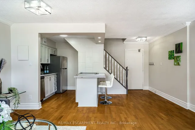 Additional property image - 10 John St Unit 209