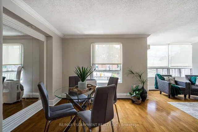Additional property image - 10 John St Unit 209