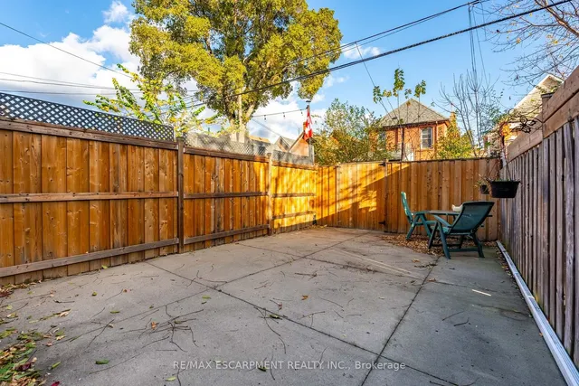 Additional property image - 50 1/2 Clyde St