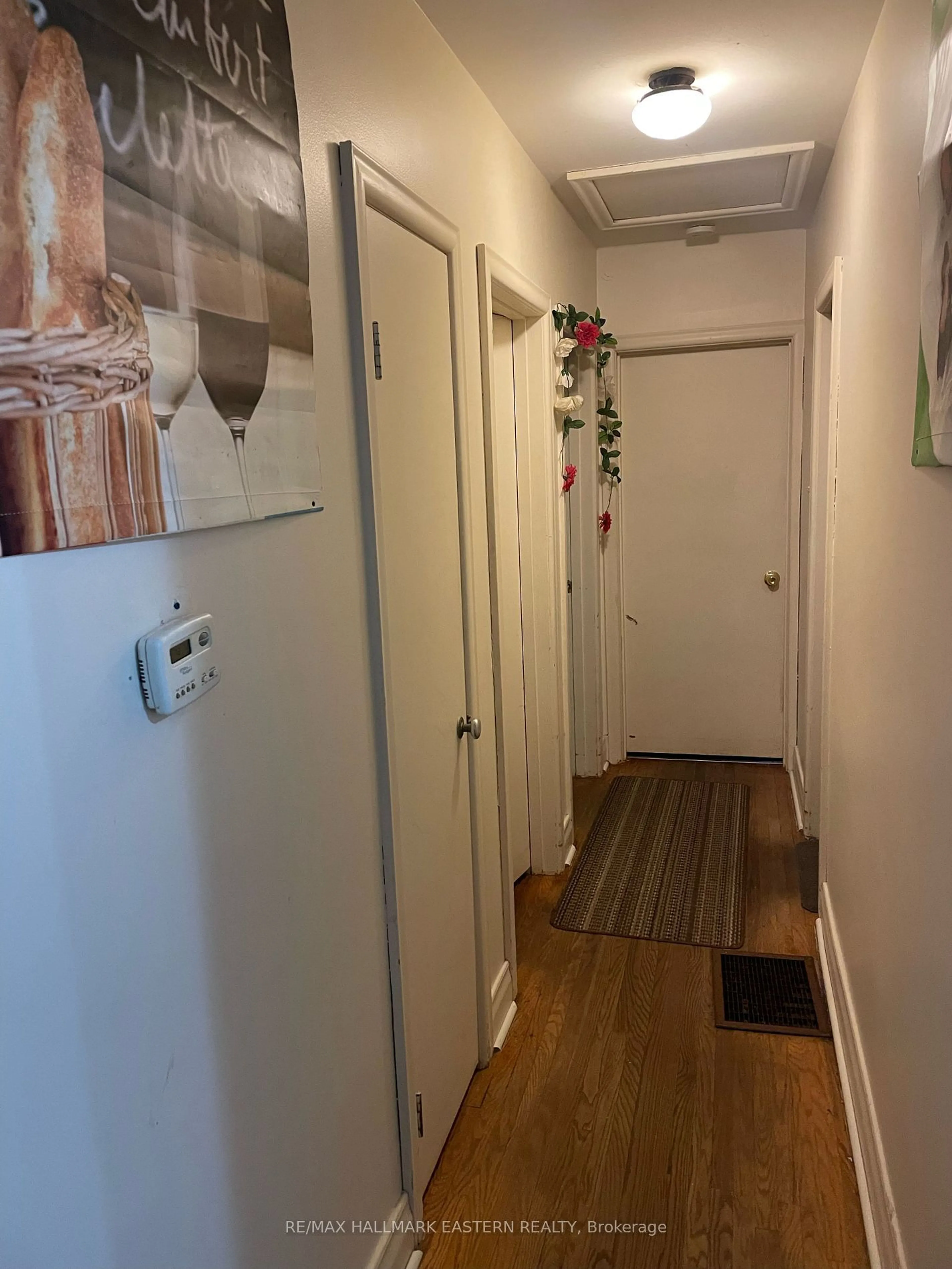 Indoor entryway, not visible floor for 761 Weller St, Peterborough Ontario K9J 4X4