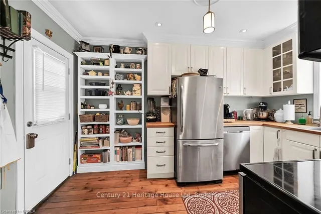 Additional property image - 40 Locke St